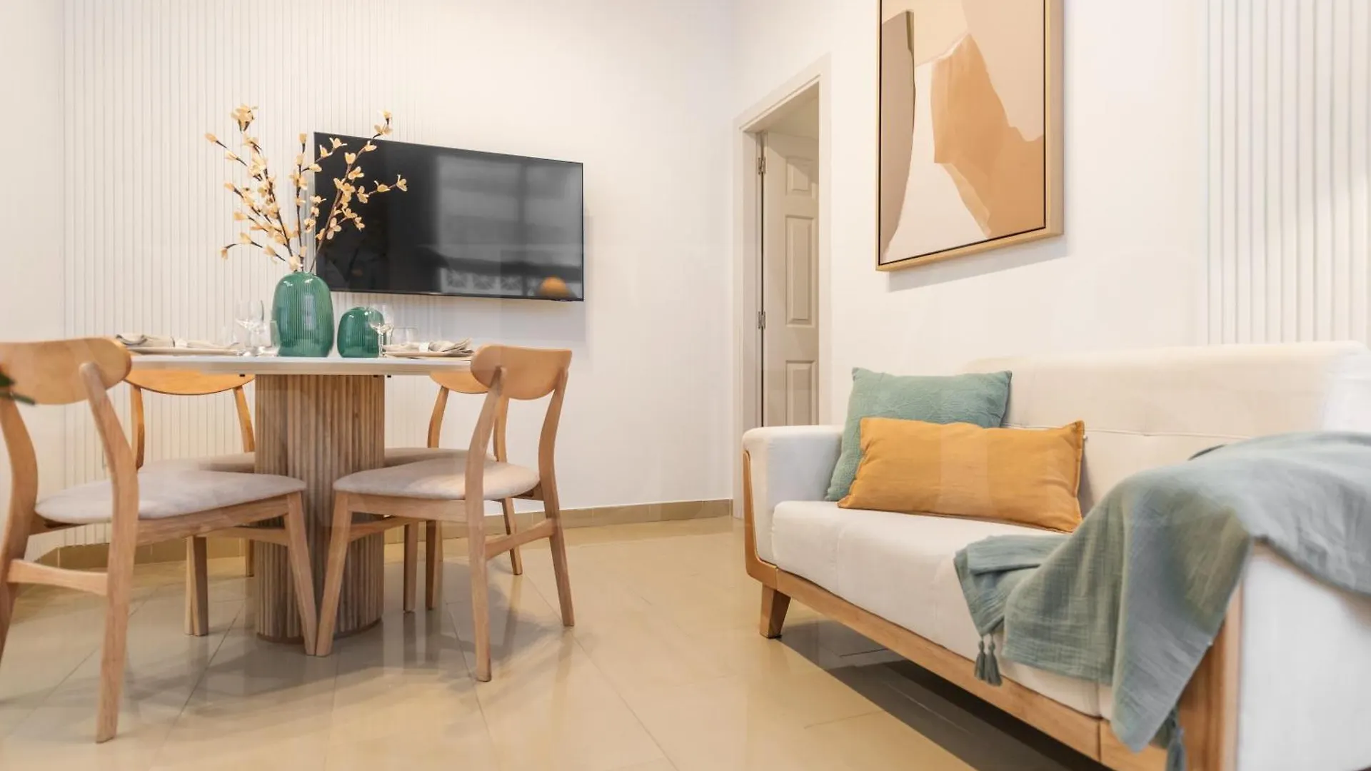 Cozy Apartment In The Heart Of Malaga By Rems