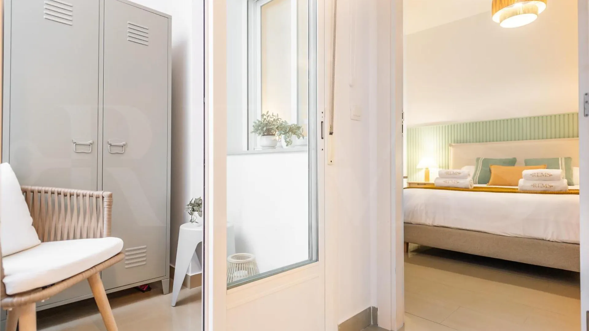 Cozy Apartment In The Heart Of Malaga By Rems